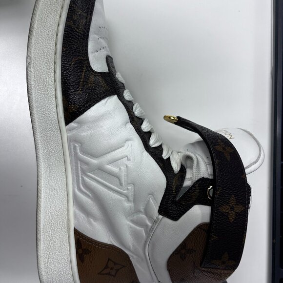 Louis Vuitton High-Top Sneaker – White Leather & Monogram Canvas - Picture 7 of 7